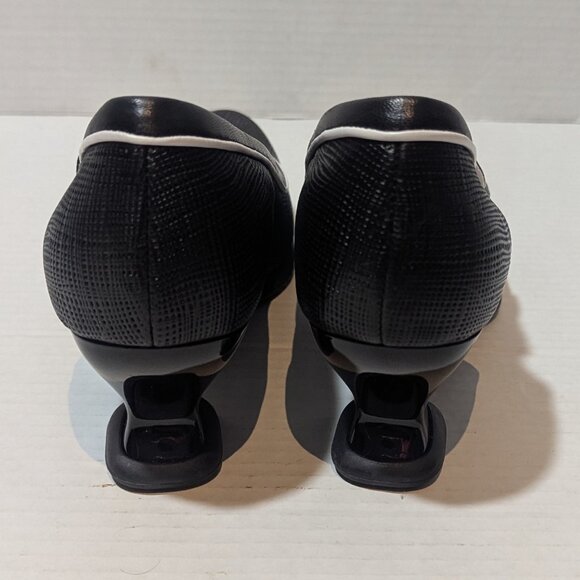 John Fluevog Sole Talk Black white Anodea Heels Side Bow 10 New And Unworn - Picture 5 of 10